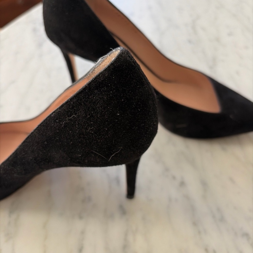 Giorgio Armani Classic Black Suede Heels - Picture 4 of 8